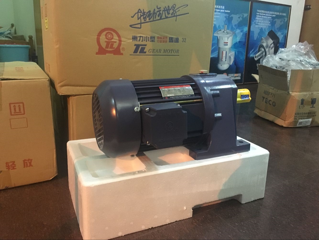 台湾东力（苏州东力）玻璃生产设备专用电机